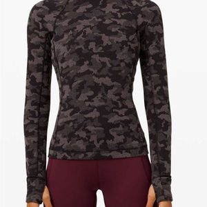 Lululemon long sleeve pullover